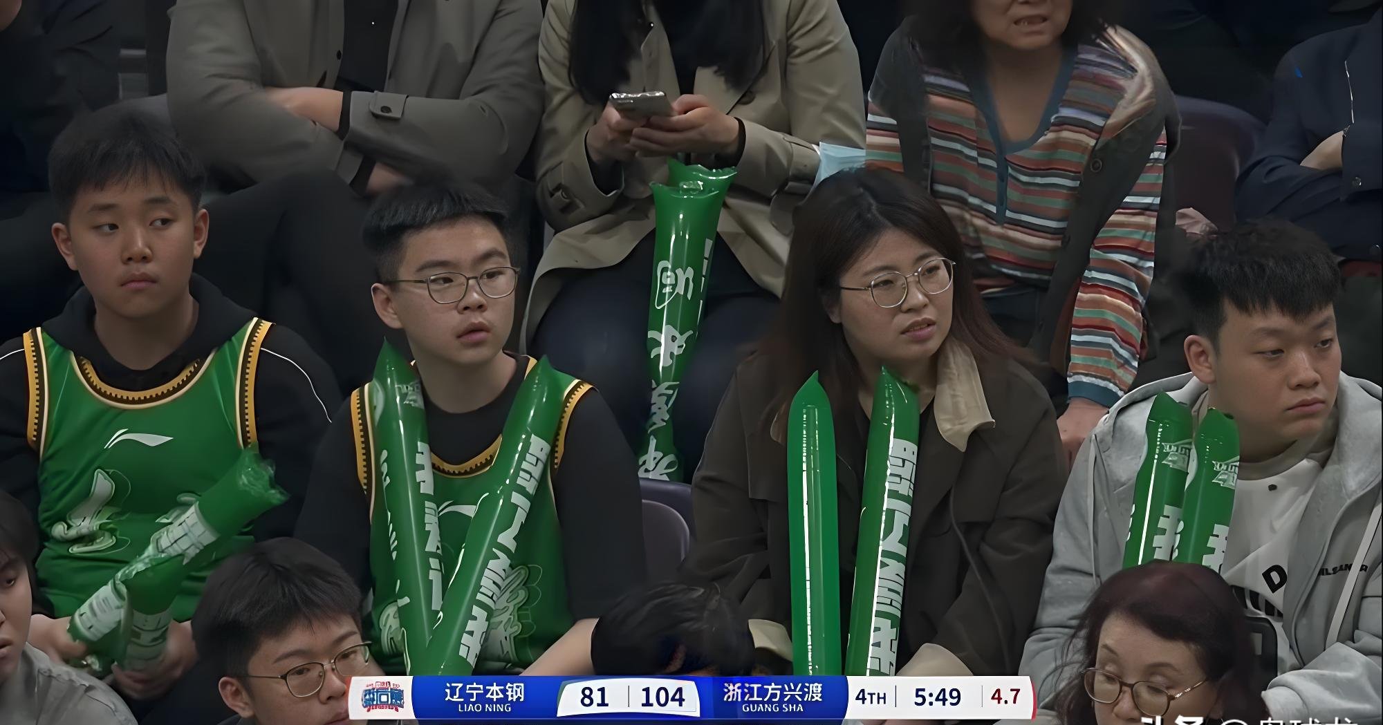 包含比赛的结果无法预测,现场观众热情高涨!的词条 包含比赛的结果无法预测,现场观众热情高涨!的词条