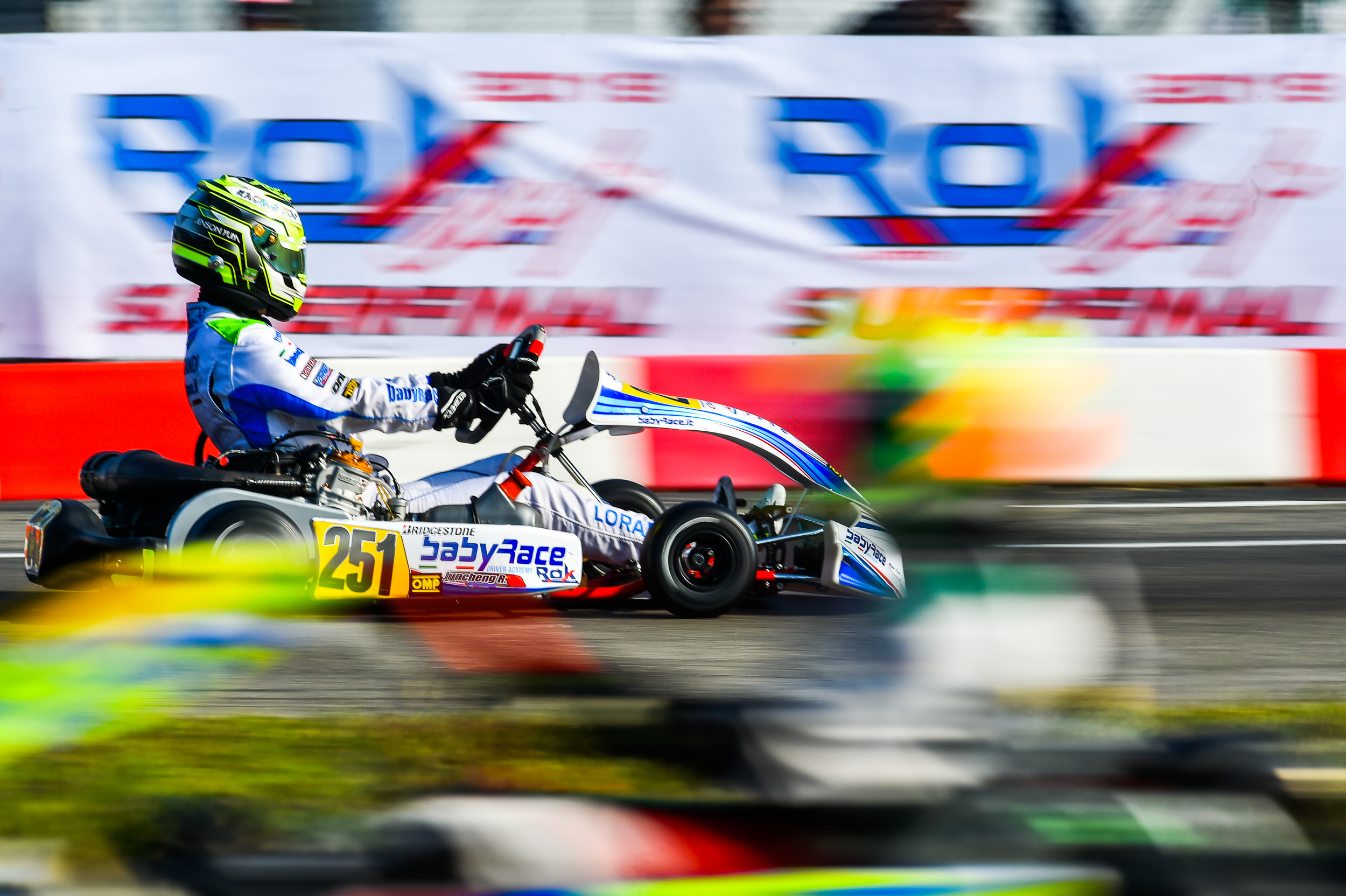 关于小轮车赛场上，亚洲选手技压全场，赢得称誉的信息