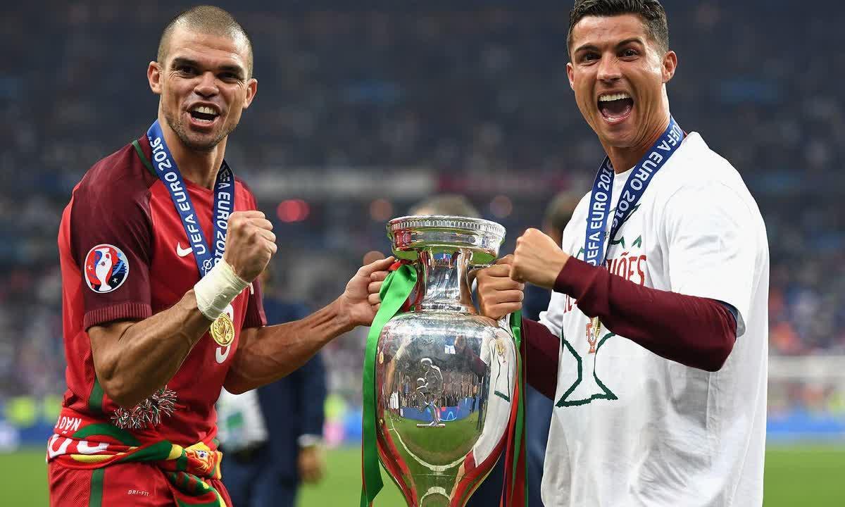 包含葡萄牙与意大利握手言和,逐梦四强赛的词条 包含葡萄牙与意大利握手言和,逐梦四强赛的词条