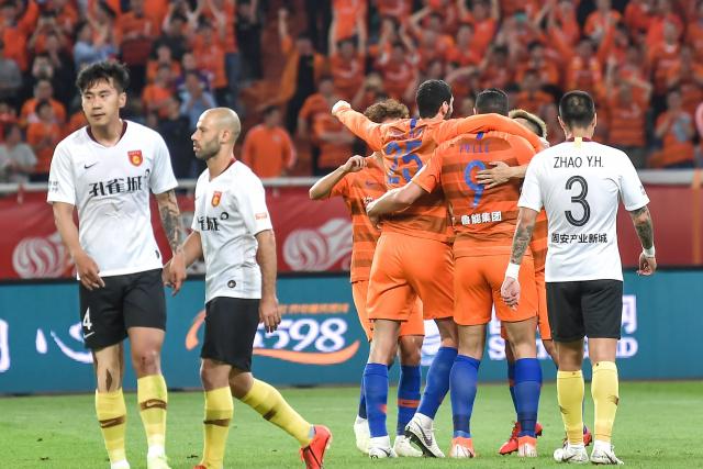 关于重庆主场力克绿城，结束连败的信息