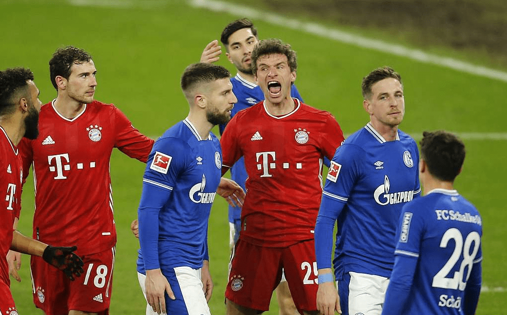 包含沙尔克队后防连续失准,需重整阵容的词条 包含沙尔克队后防连续失准,需重整阵容的词条