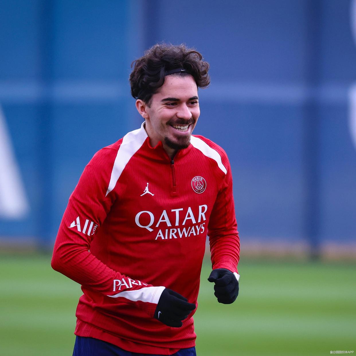 关于摩纳哥主场战平巴黎，尚存冲击冠军的希望的信息