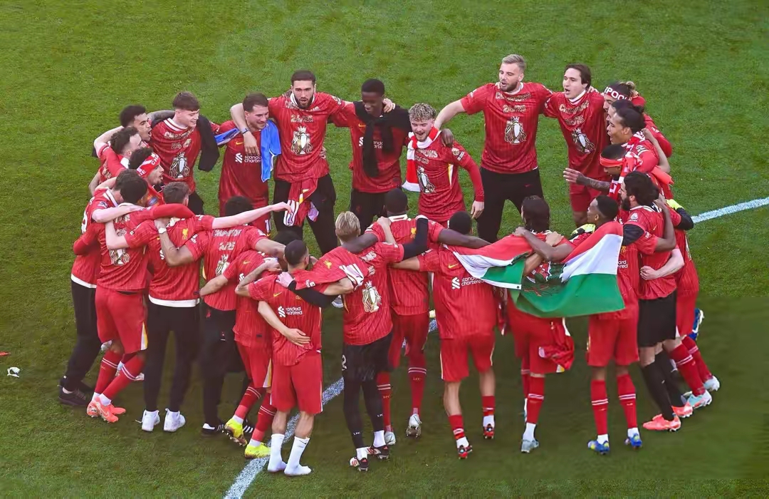 关于利物浦大胜沃特福德，榜首位置不可撼动的信息