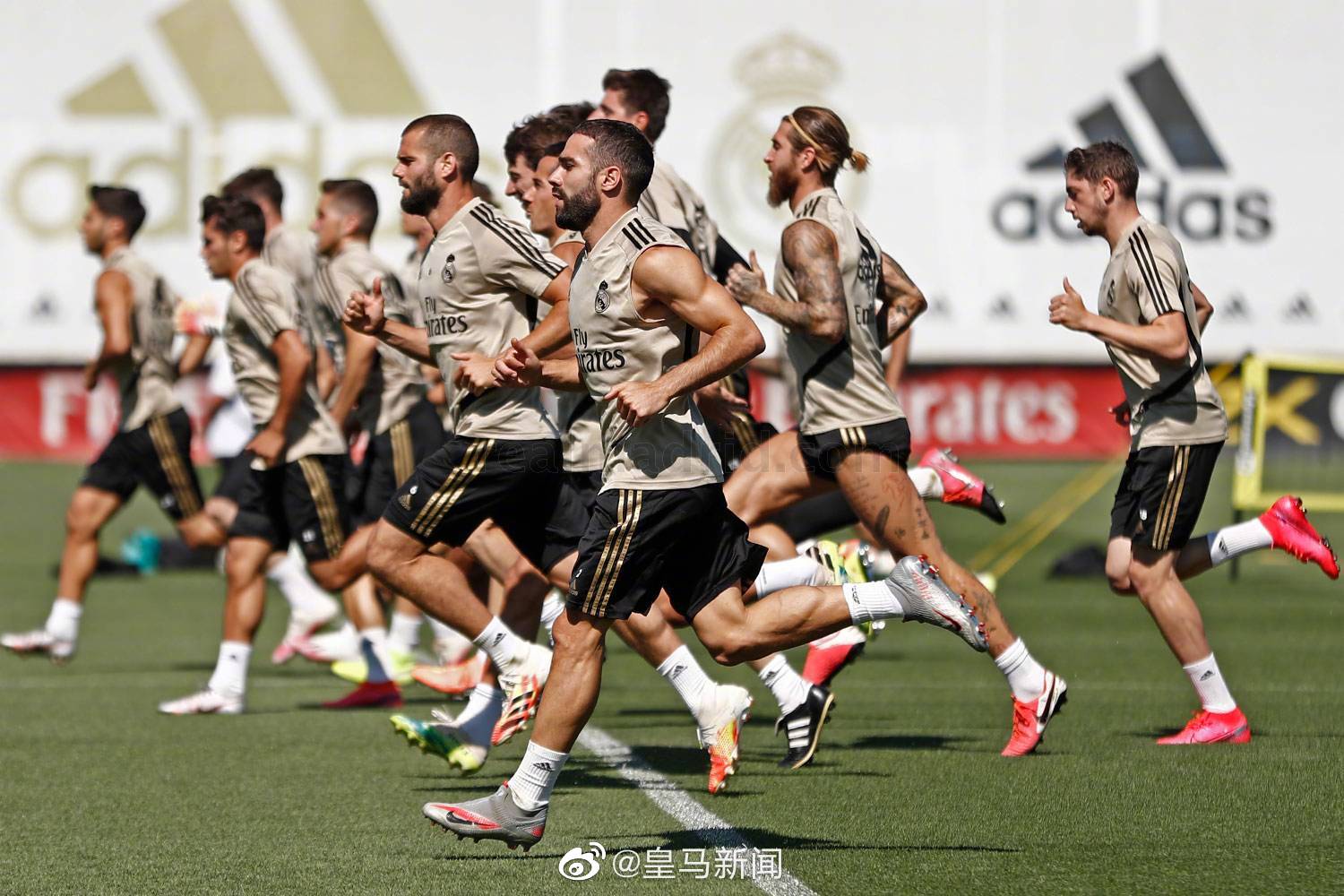 巫师全队备战信心满满，未来可期的简单介绍