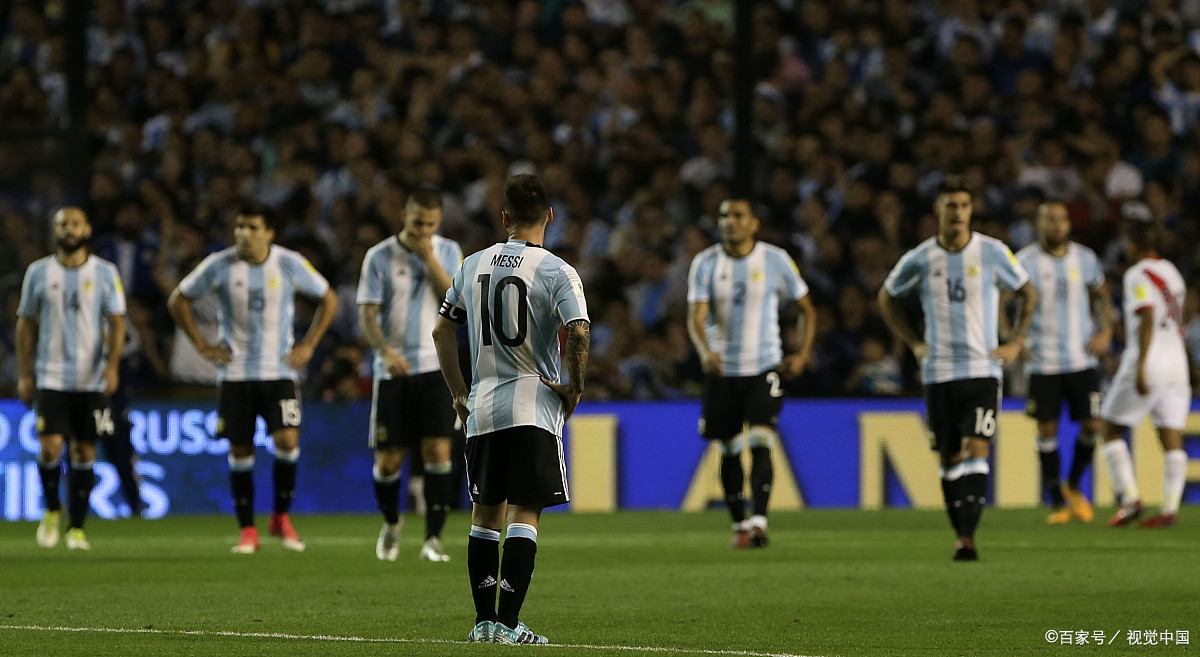 西甲豪门对阵！巴塞罗那客场挑战皇家马德里