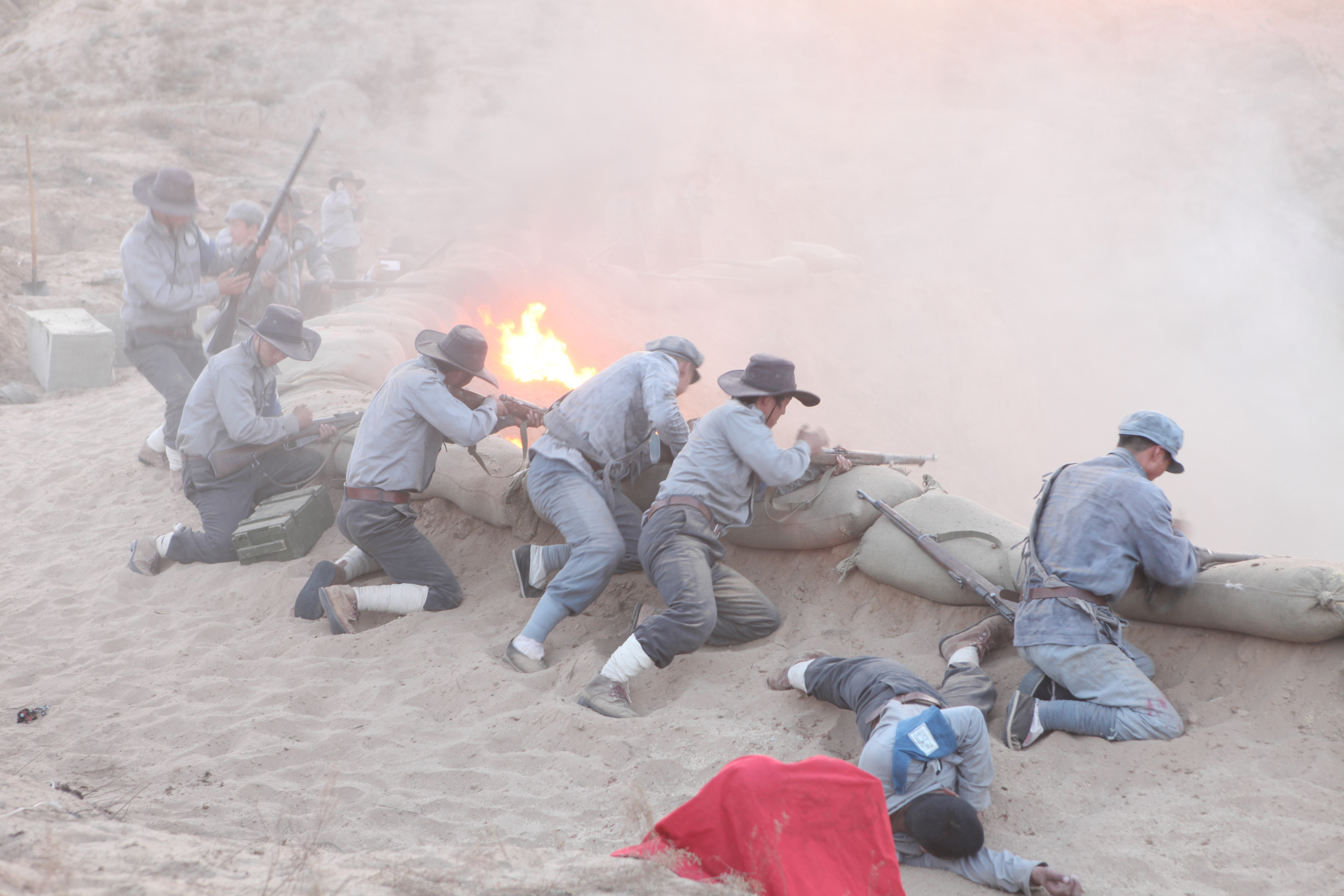 关于势均力敌激战连连，赛场一片烽火战役的信息