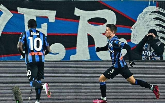 关于佛罗伦萨进攻火力横扫,继续领跑射手榜的信息 关于佛罗伦萨进攻火力横扫,继续领跑射手榜的信息