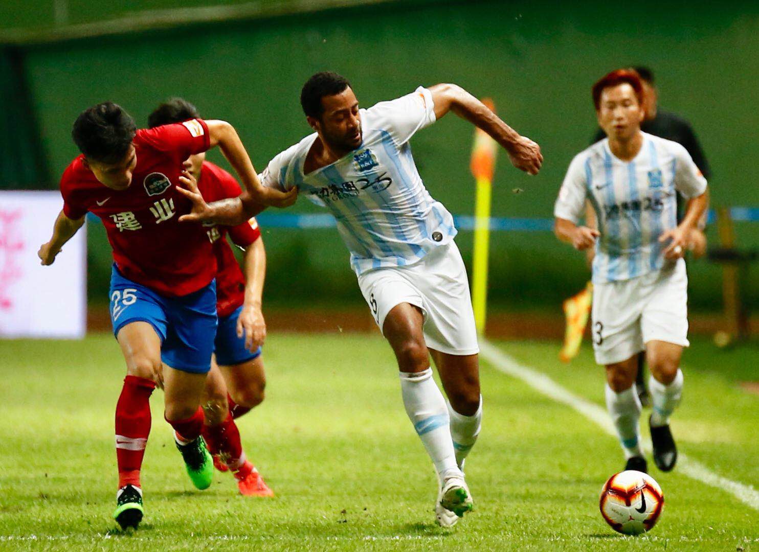 关于广州富力再遭惨败,陷入保级泥潭的信息 关于广州富力再遭惨败,陷入保级泥潭的信息