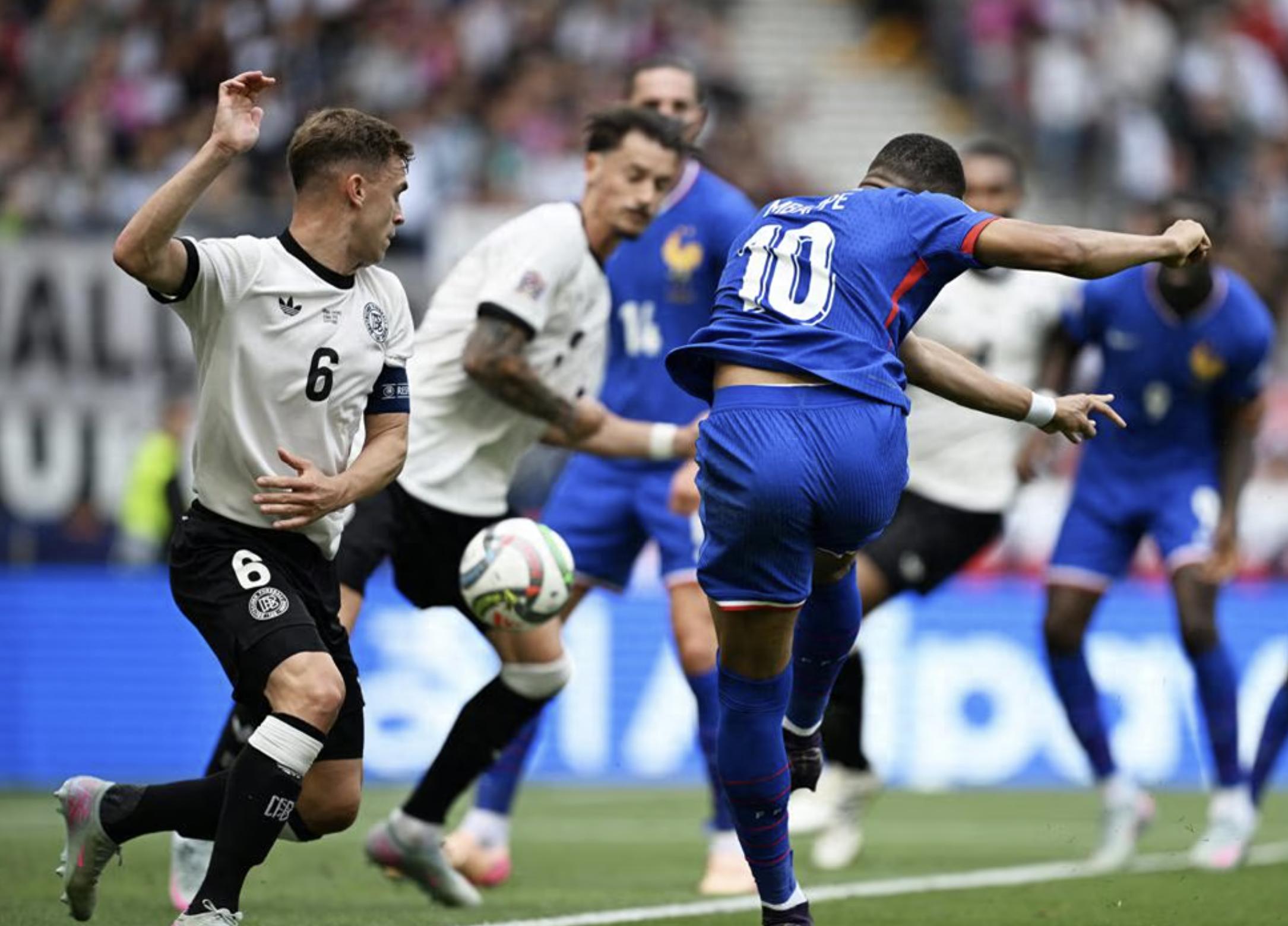 关于阿根廷翻盘德国，范戴克扛起全队的信息