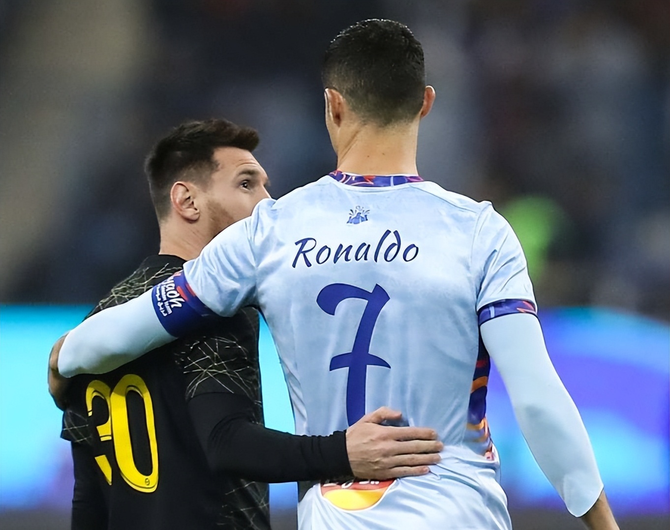 巴黎完胜巴西，伊布高光表现