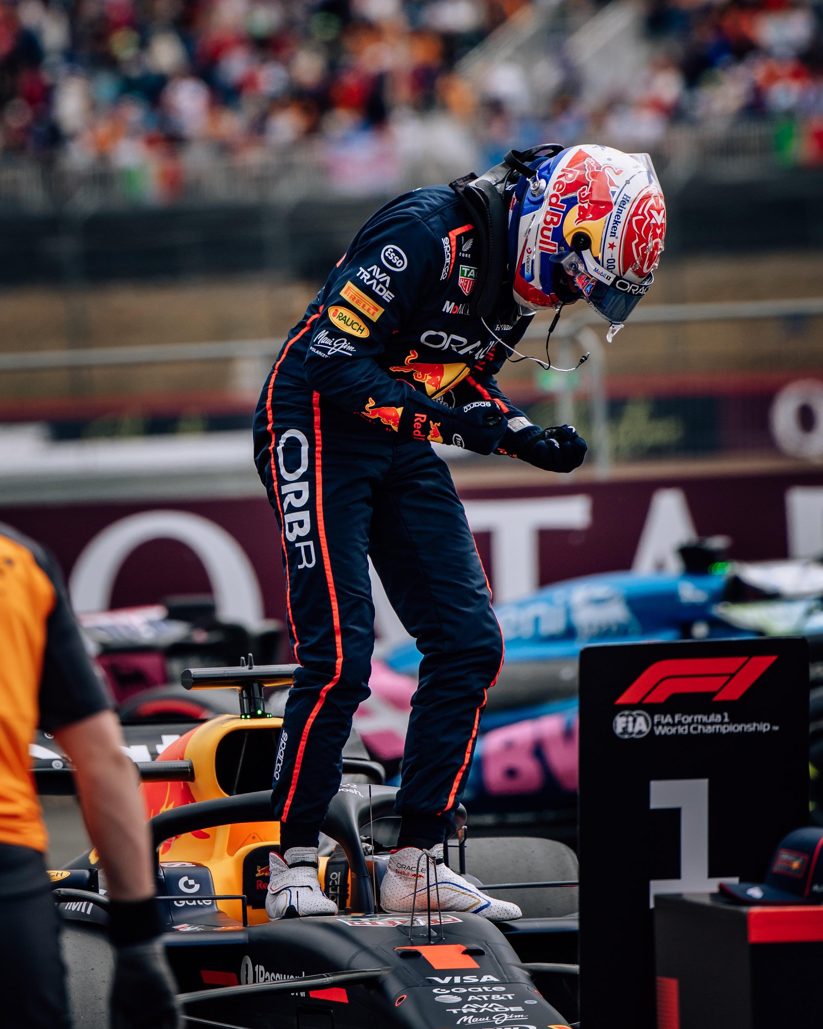 阿斯顿马丁险胜威廉姆斯，维斯塔潘状态火热的简单介绍