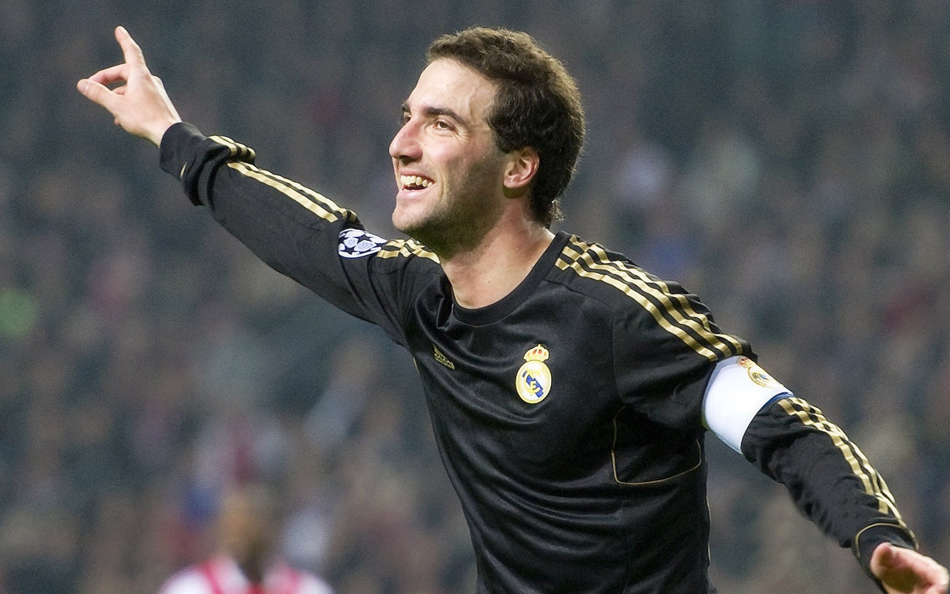 班凯罗对阵上海队打出教科书表现，一场跨越篮球文化的教学赛