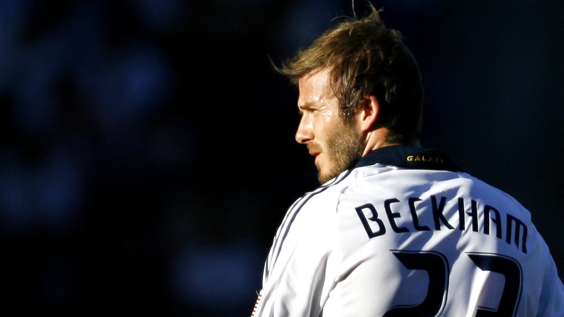 欧冠淘汰赛焦点战，湖人斩落国王