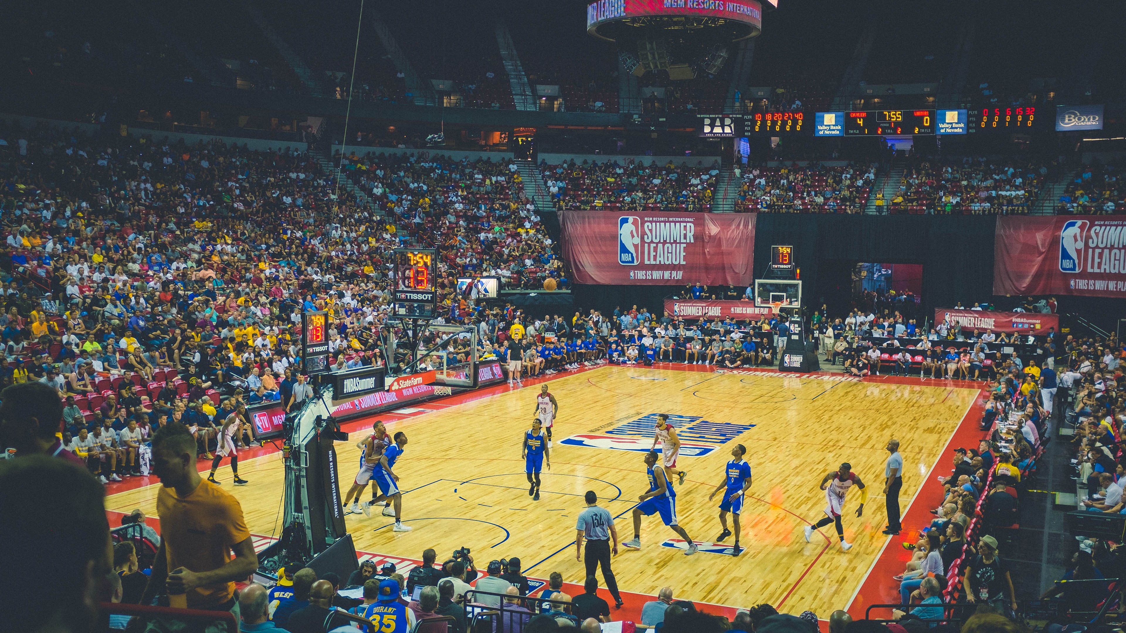 鹰击天山,米切尔火热状态引领老鹰力克新疆队